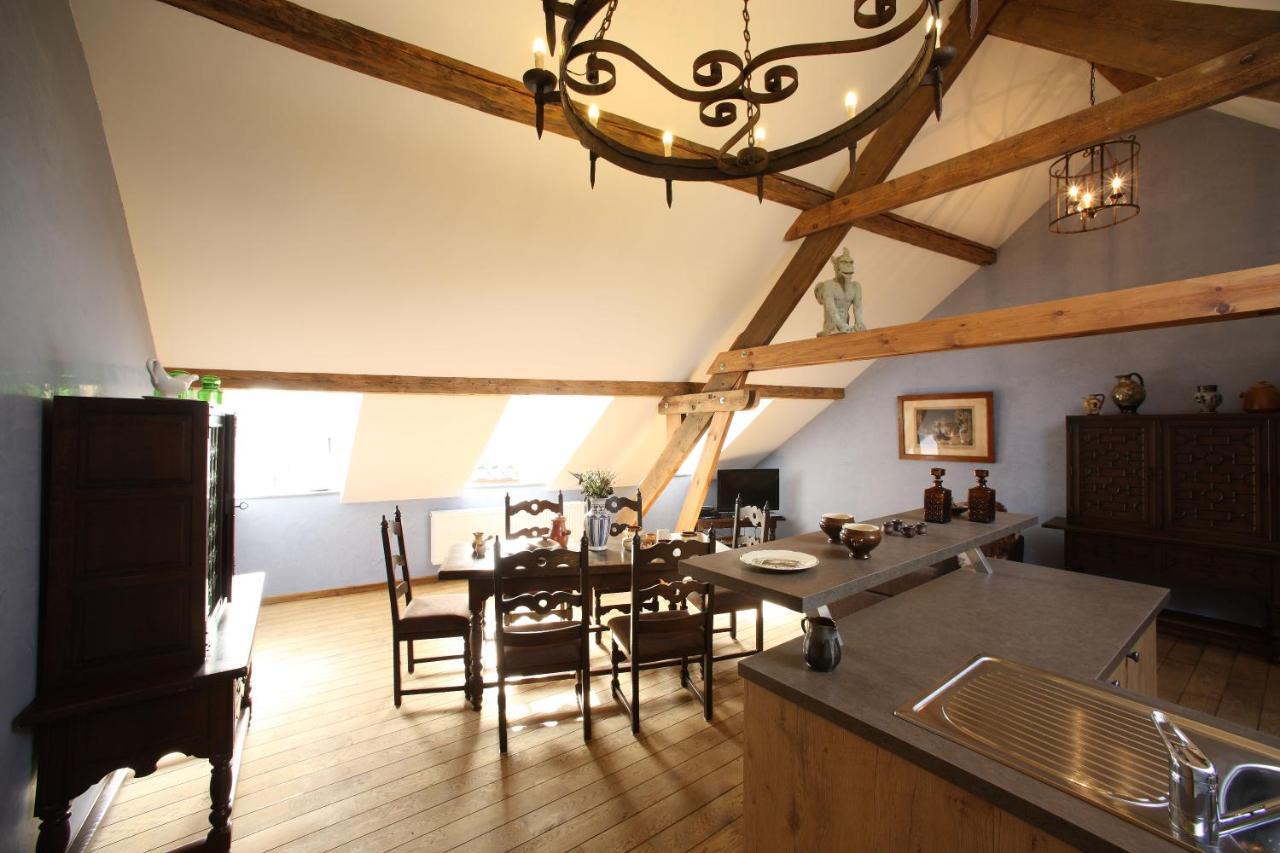 Gites D'Apothecarius Entre Namur Et Dinant Fosses-La-Ville Buitenkant foto